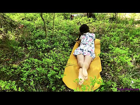 ❤️ டிண்டரில் உள்ள அந்நியன் என் பெண்ணை சுயஇன்பம் செய்து காடுகளில் உணர்ச்சிவசப்படுகிறான் ☑ அனல் பார்ன் ta.massagecenter-yalta.ru